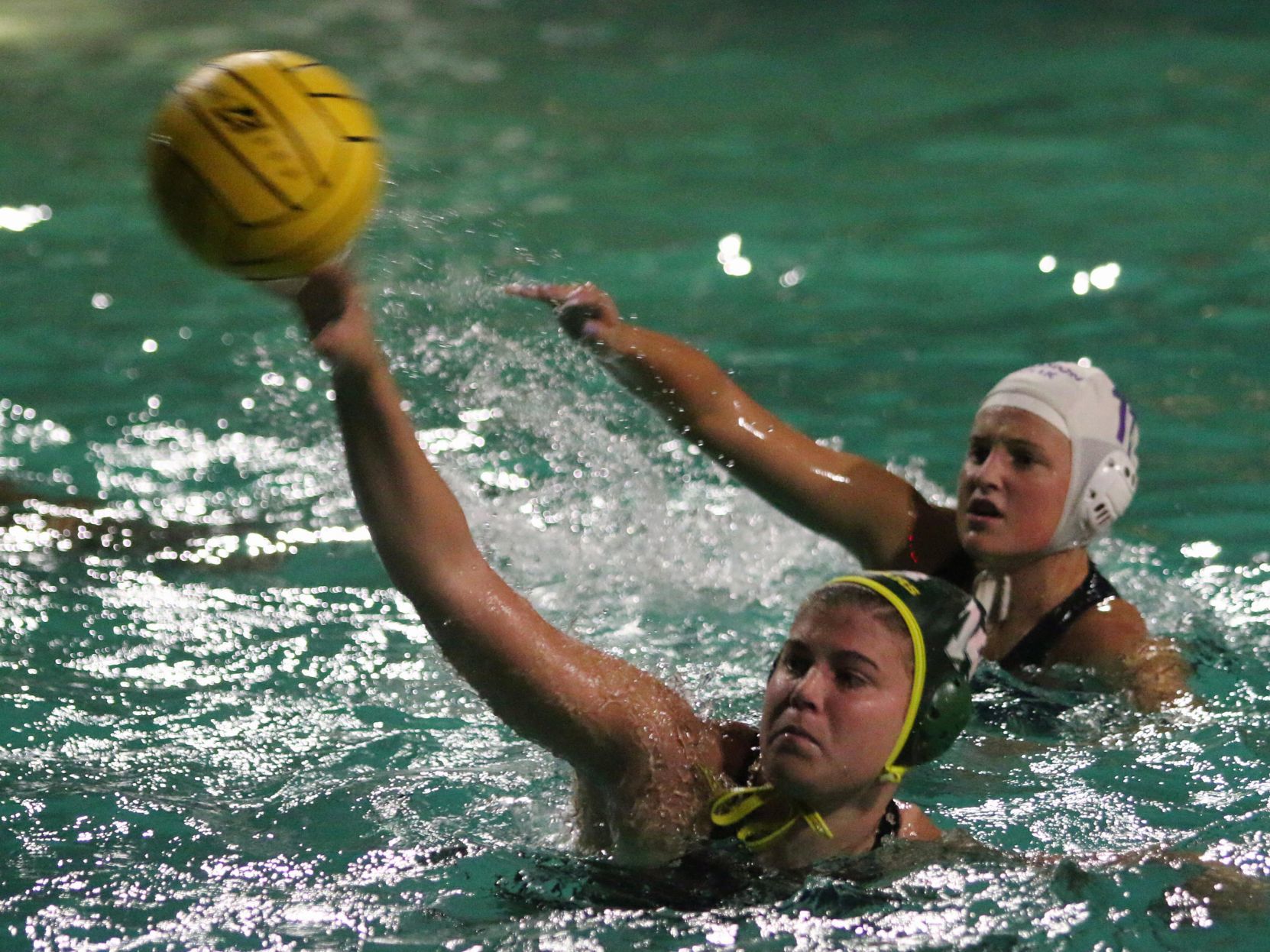 Golden Bears start slow, pull away against Hawks